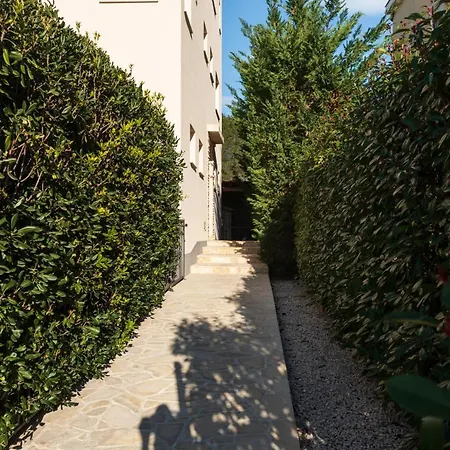 La Prima Olivia Zadar